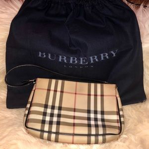 Burberry Nova Check Pochette